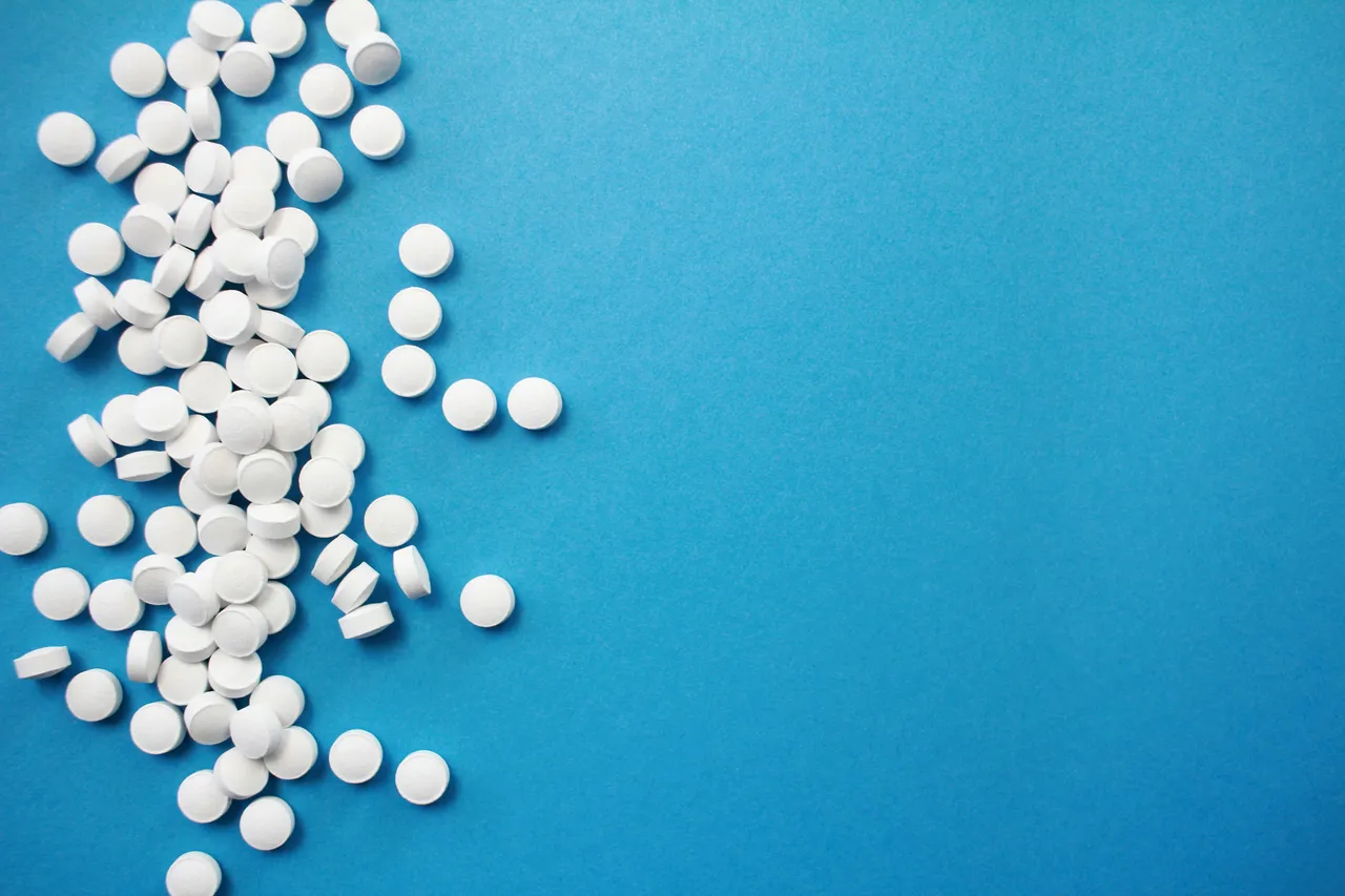 Ibuprofene cosa c’è da sapere sul dolore secondo la nutrizionista Immagine selezionata