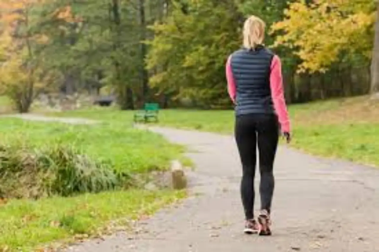 Meglio tapis roulant o camminata all'aperto? La scienza ci dice la verità Immagine selezionata