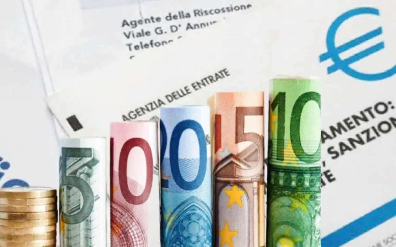 Metti 10 euro in banca e aspetta: ecco cosa succede dopo 20 anni. Ecco il risultato che ti sorprenderà Metti 10 euro in banca e aspetta: ecco cosa succede dopo 20 anni. Ecco il risultato che ti sorprenderà