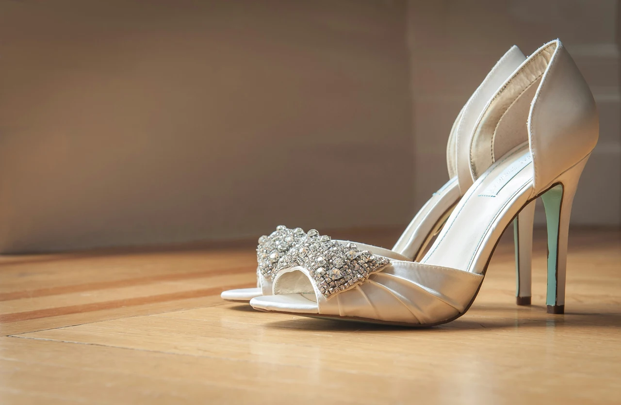 Togliersi le scarpe in casa: il segreto insospettabile per una salute di ferro! Immagine selezionata