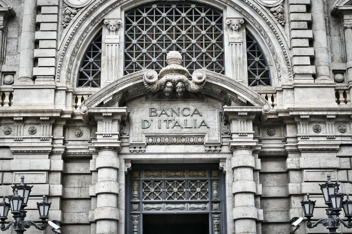 Banche in fermento: arriva la fusione che cambierà il tuo conto corrente è ufficiale Immagine selezionata